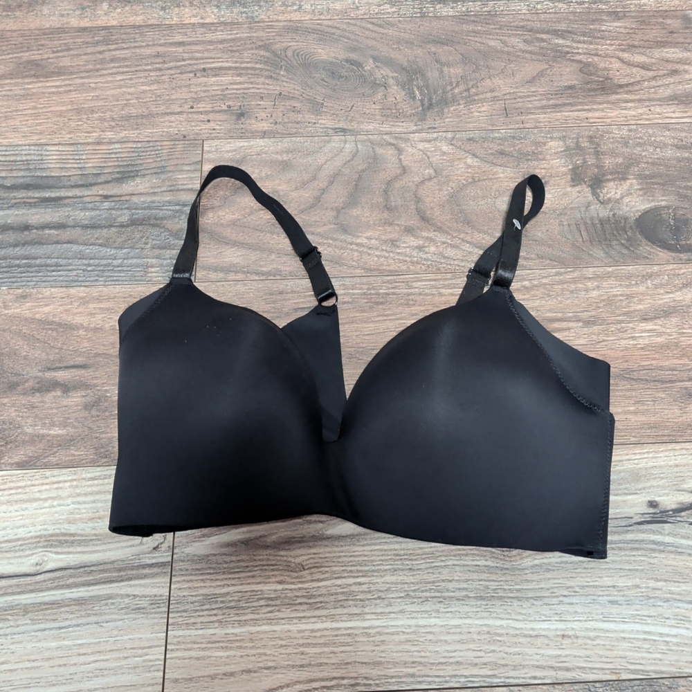 F.I.T Women’s Size 38DD Black Wire Free Padded Bra Style B28810XH3